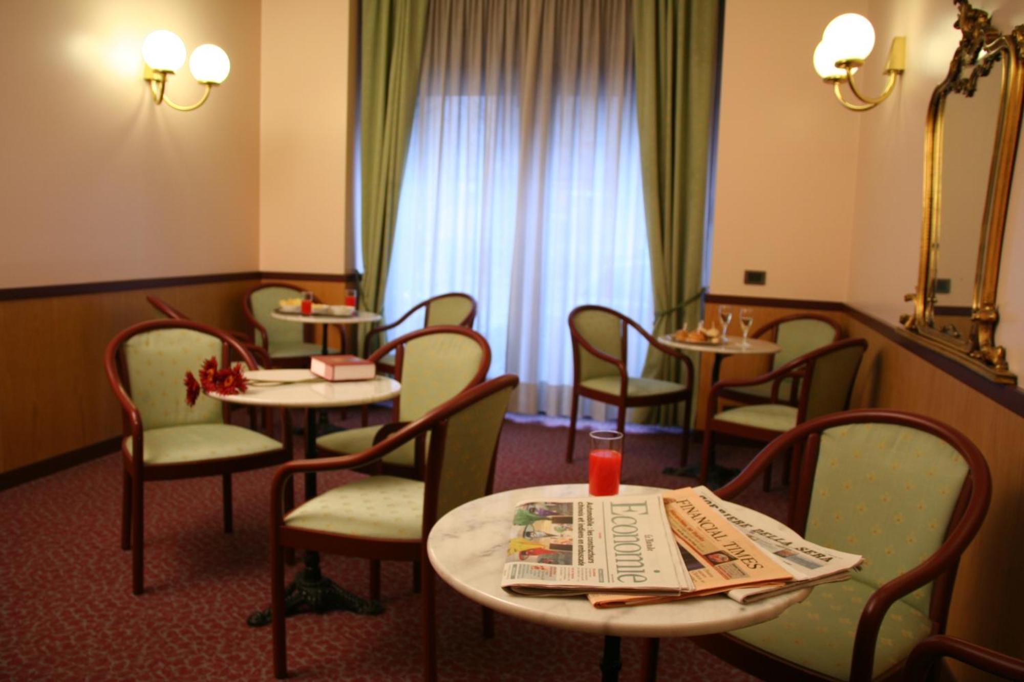 Albert Hotel — Fotos 1